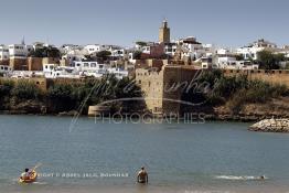 Image du Maroc Professionnelle de  La kasbah des Oudaïas de Rabat est une magnifique petite forteresse surplombant l'embouchure du fleuve Bouregreg érigée par les Almoravides pour lutter contre les tribus Berghouatas, elle séduit par sa quiétude et sa lumière.  Jeudi 6 Octobre 2011. (Photo / Abdeljalil Bounhar)
 